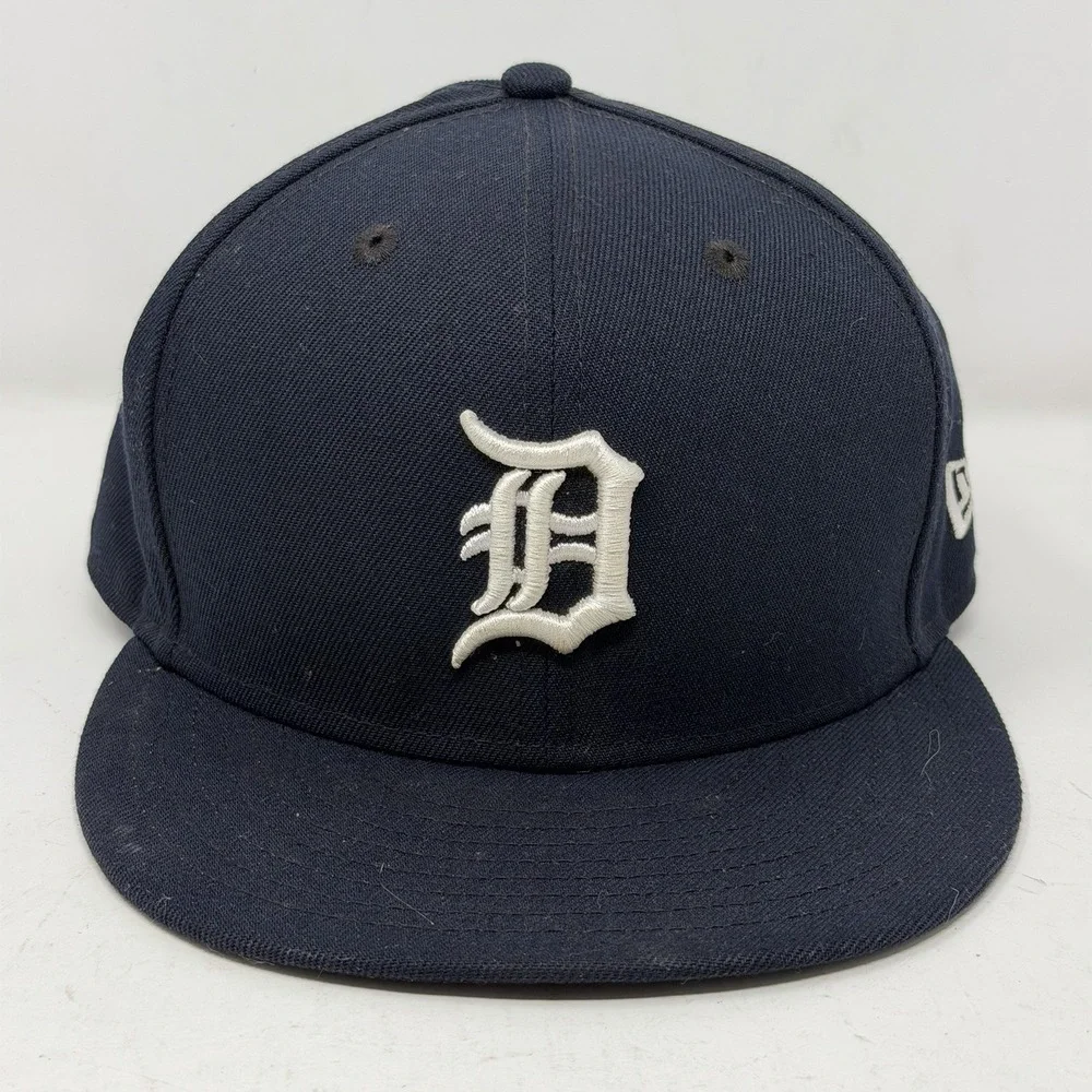 Detroit Tigers New Era 59FIFTY Hat Cap Size 7 1/4 Fitted Navy Official On-Field